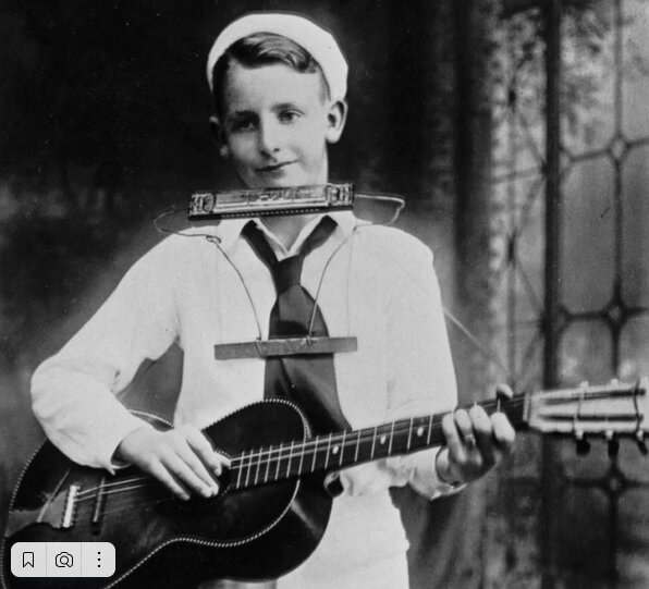 Юный Лес Пол