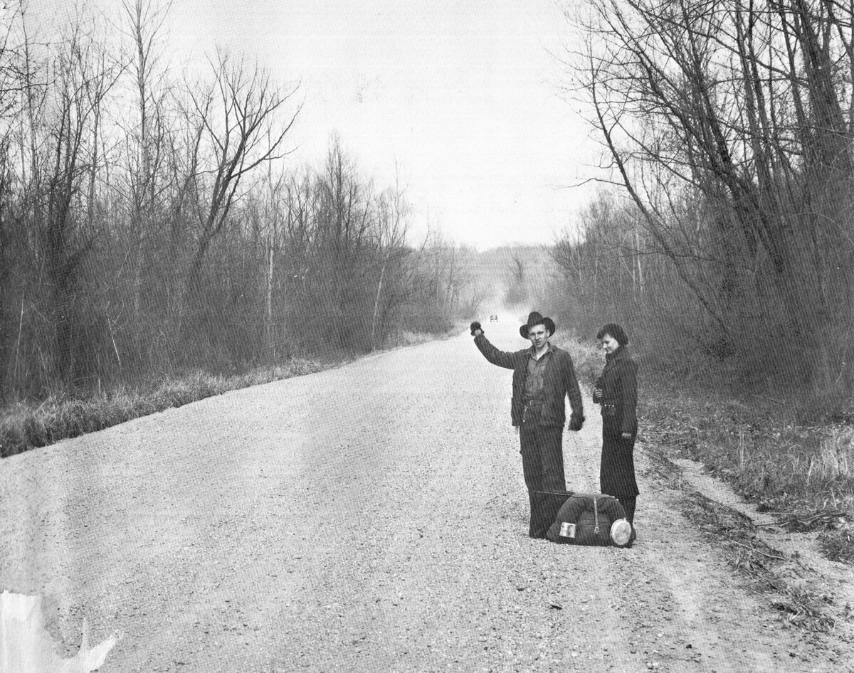 Автостоп истории. Автостоп. Хиппи автостоп. Автостопщики 80-. Walker Evans фотографии.