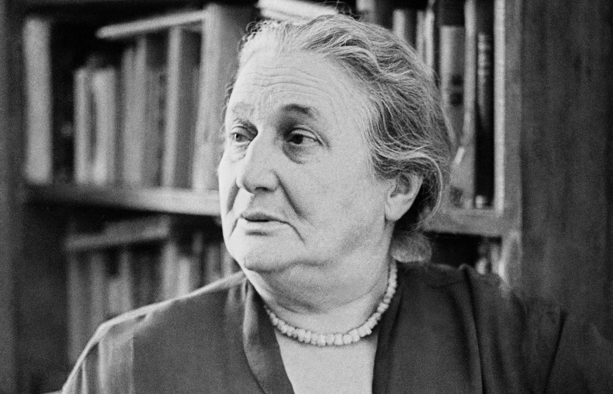 Малоизвестное стихотворение А.Ахматовой для тех, кому за 60 | Цветной ...