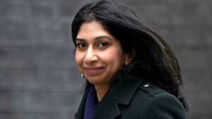    Фото: Суэлла Браверман, ft.com Виталий Приходько