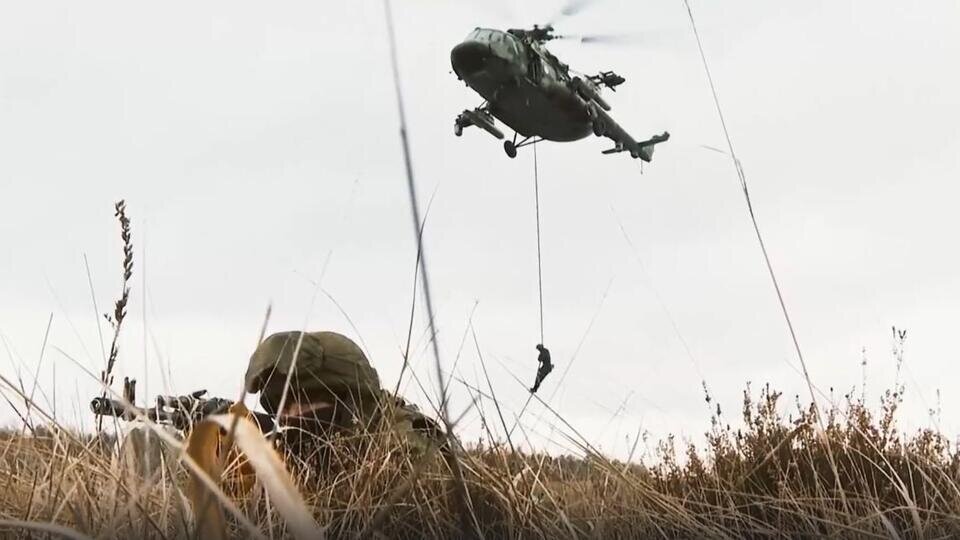     Насколько сильна совместная группировка войск России и Белоруссии Скриншот видео