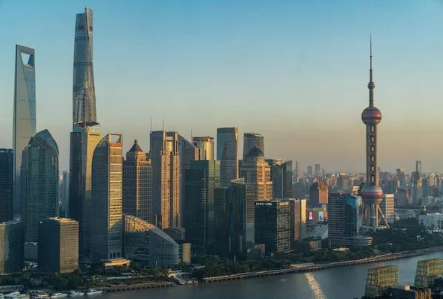 Города становится все более и. Шанхай 2023 город. Шанхай Локдаун. Шанхай 2024 Китай. Фото Шанхая 2023.