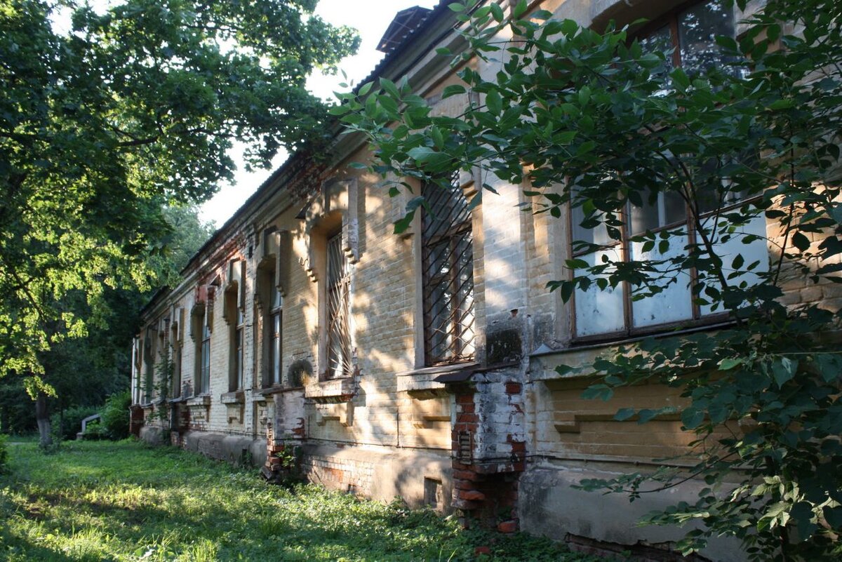 Чеховская больница. Чикинская больница Чехов. Чикинская больница в Воскресенске. Чикинская Земская больница. Земская больница Чехов.