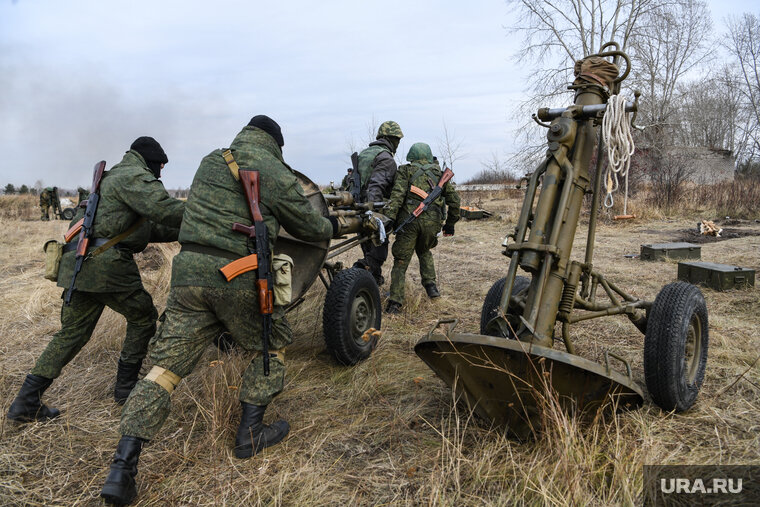    Российская армия показала свою эффективность, считает Андрей Гурулев