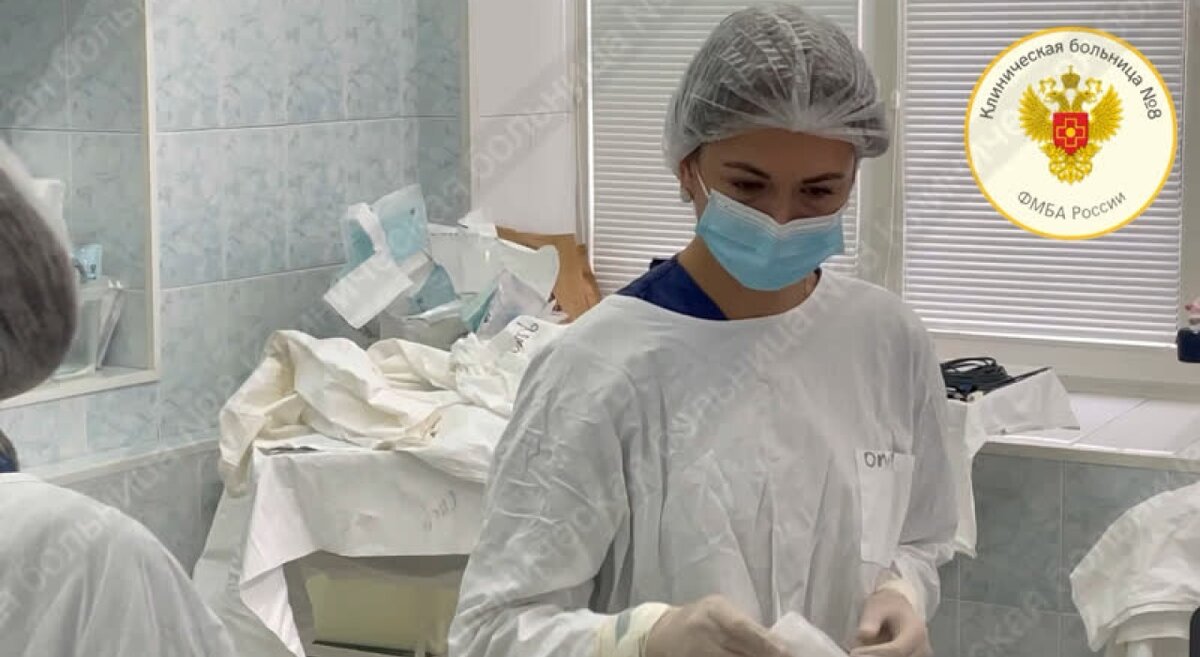    В Клинической больнице №8 планировали выполнить стандартную операцию удаление миомы матки. Елена Французова