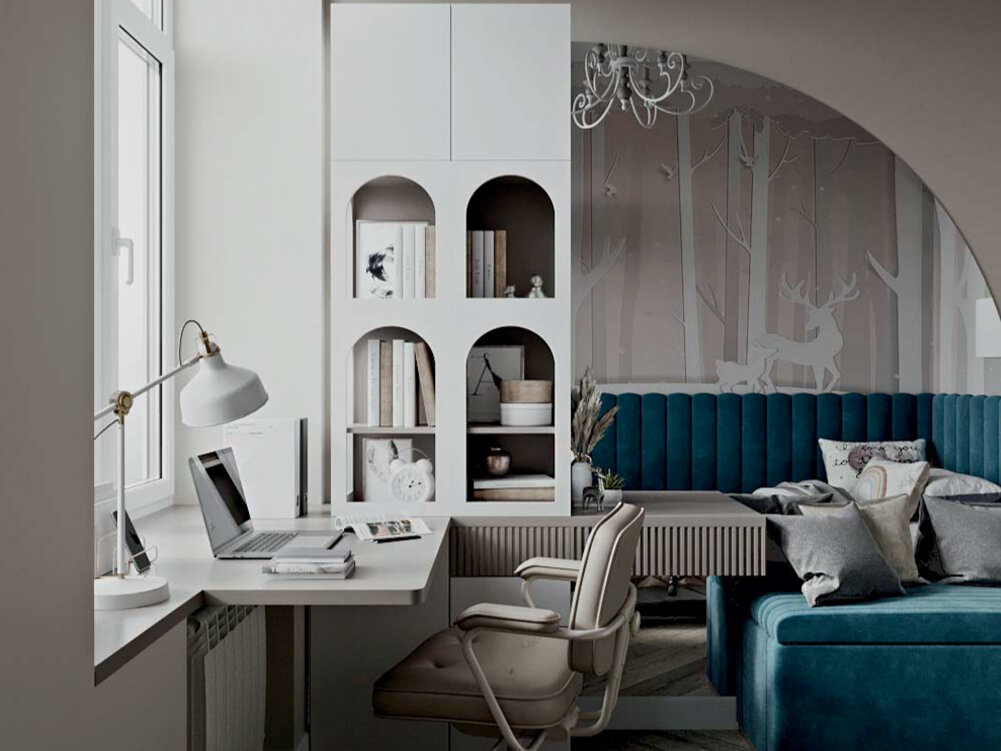 Комфортное рабочее место у окна