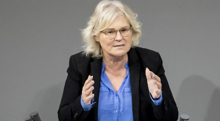 Кристин Ламбрехт (фото с сайта tgstat.ru)