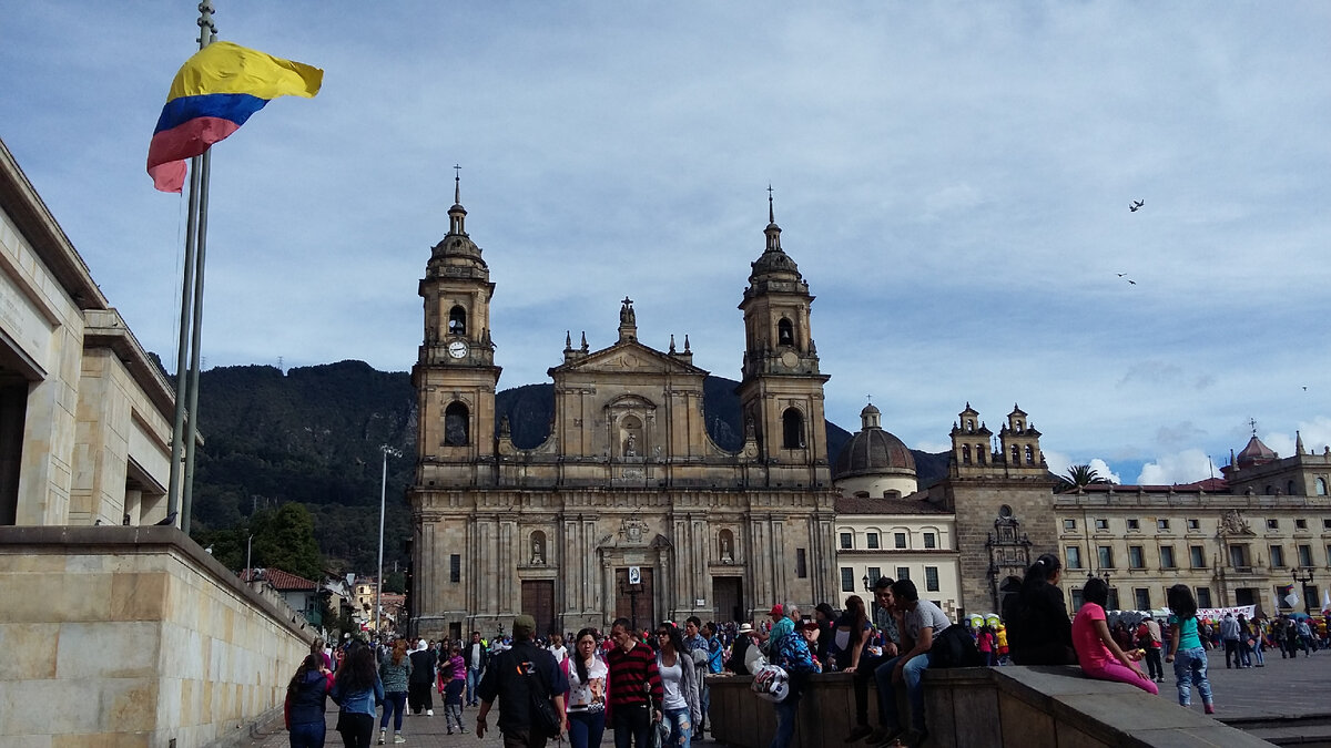 Главная площадь Боготы – площадь Боливара