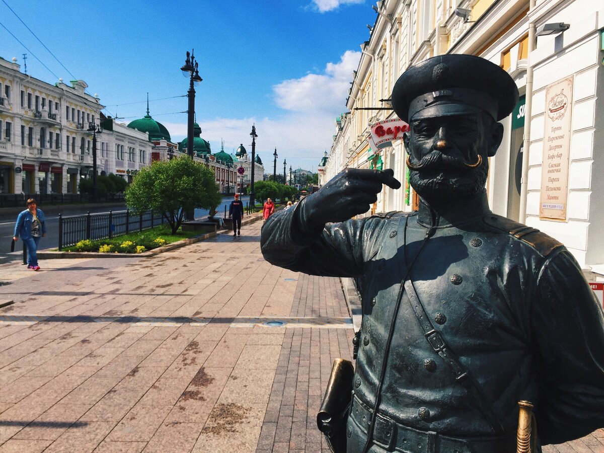 Скульптур Омска только на одной улице Ленина насчитывается 7 штук