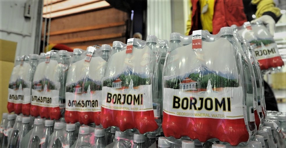 Именно так выглядит кейс из шести бутылок.