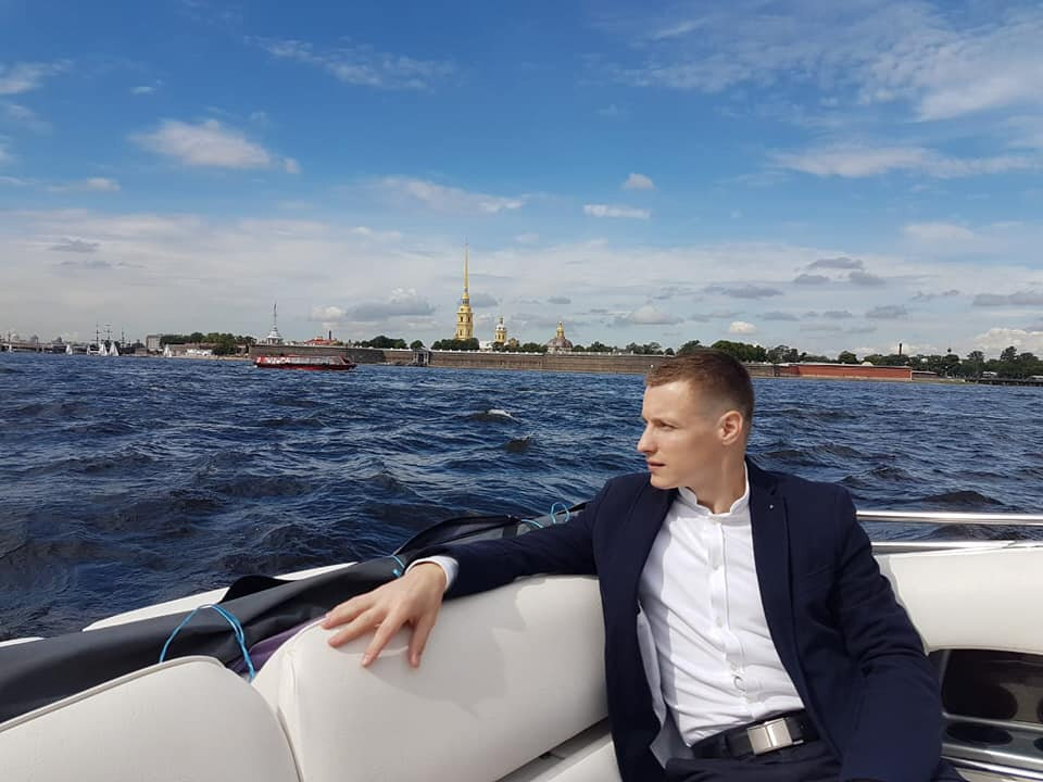 Владимир Цалькович — эксперт по недвижимости, партнер «Макромира» в Санкт-Петербурге 