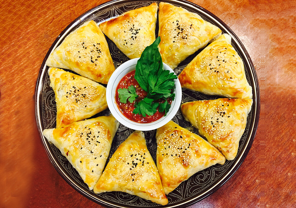 Самса синьцзян. Самса, самбуса. Миллий таом. Самбуса амбарой. Уйгур самса.