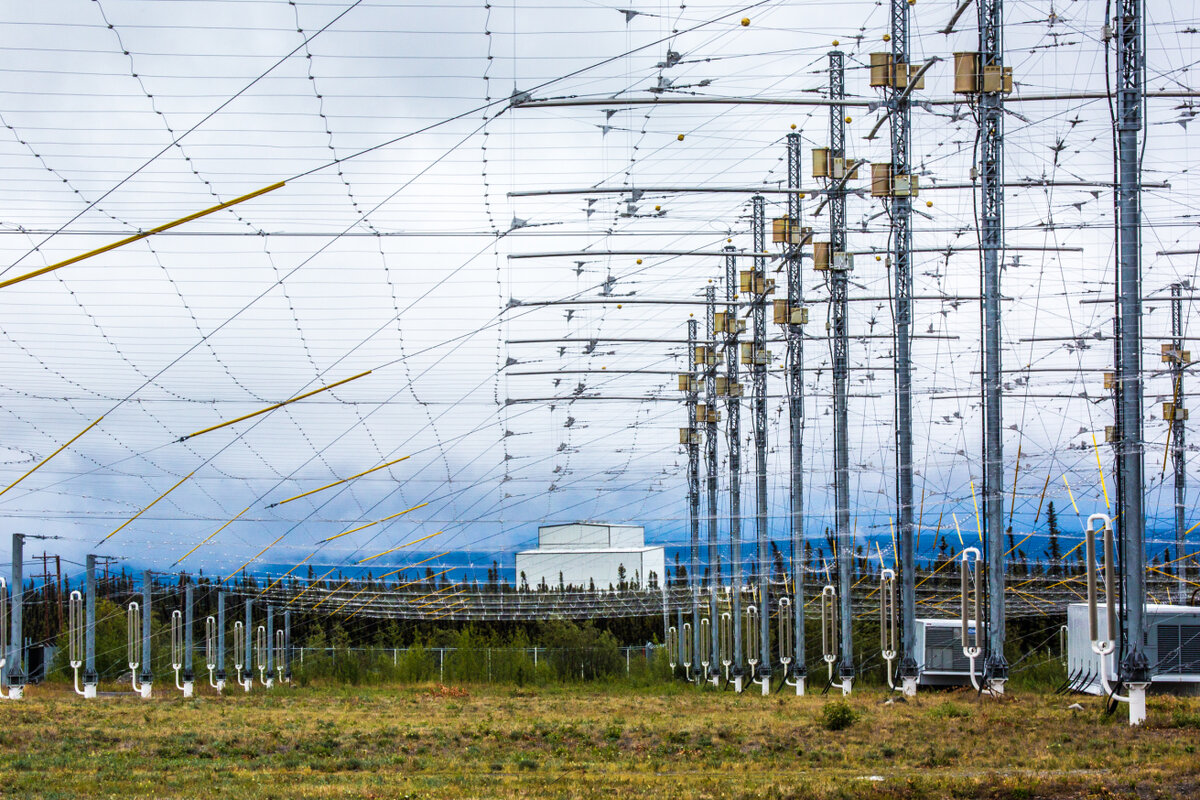 Так выглядит установка HAARP на Аляске.