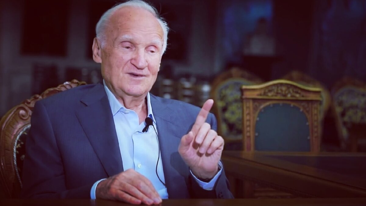 Алексей Ильич Осипов — учёный-богослов, педагог и публицист, доктор богословия, заслуженный профессор Московской духовной академии, апологет, проповедник, писатель, православный катехизатор.