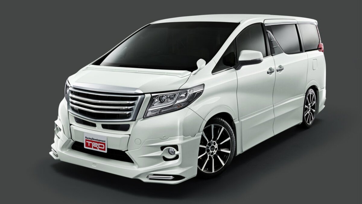  Третье поколение Toyota Alphard на японском рынке выпускалось с 2015 по 2017 год.-2-3