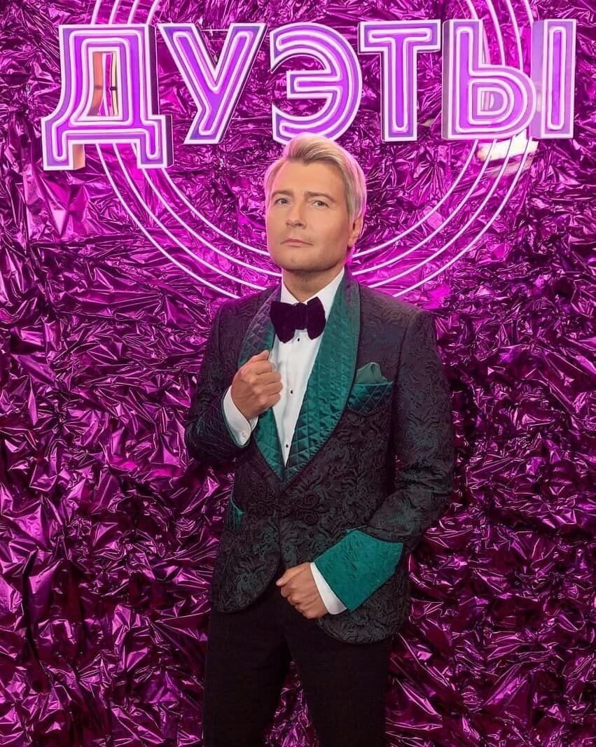 Ведущий шоу Николай Басков