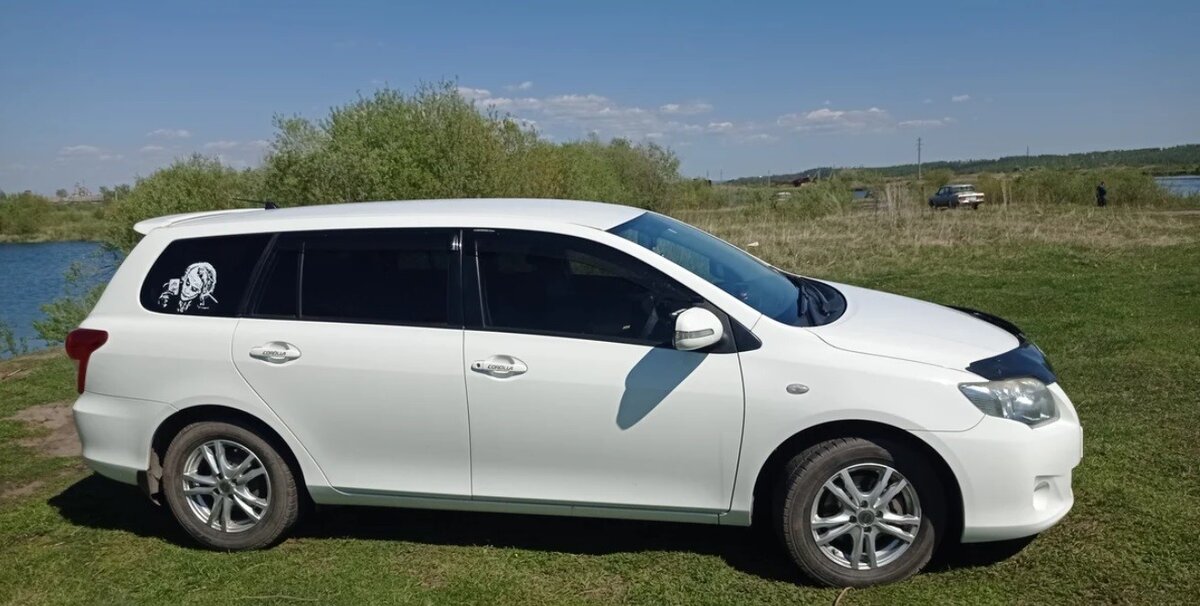 Toyota Corolla Filder