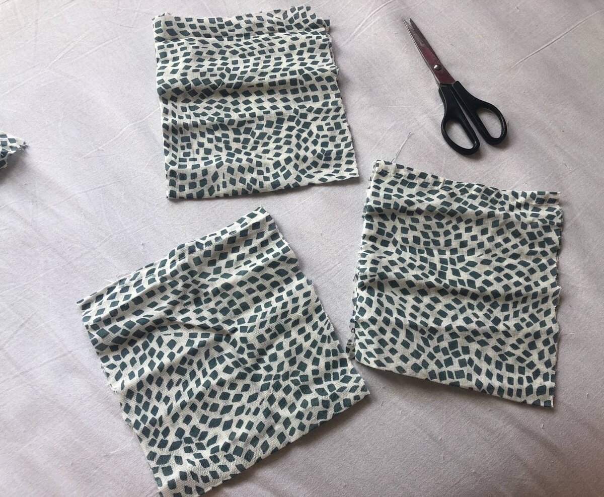 Такие заготовки получились из кармашка в наволочке