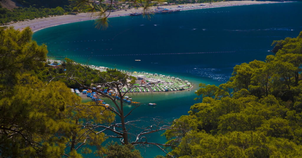 https://w-sail.com/wp-content/uploads/2019/04/golubaya-laguna-1024x537.jpg