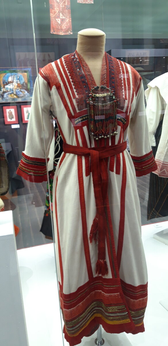 Народный костюм. Временная выставка в театральном музее им. Бахрушина. Фото Юлии Александровой