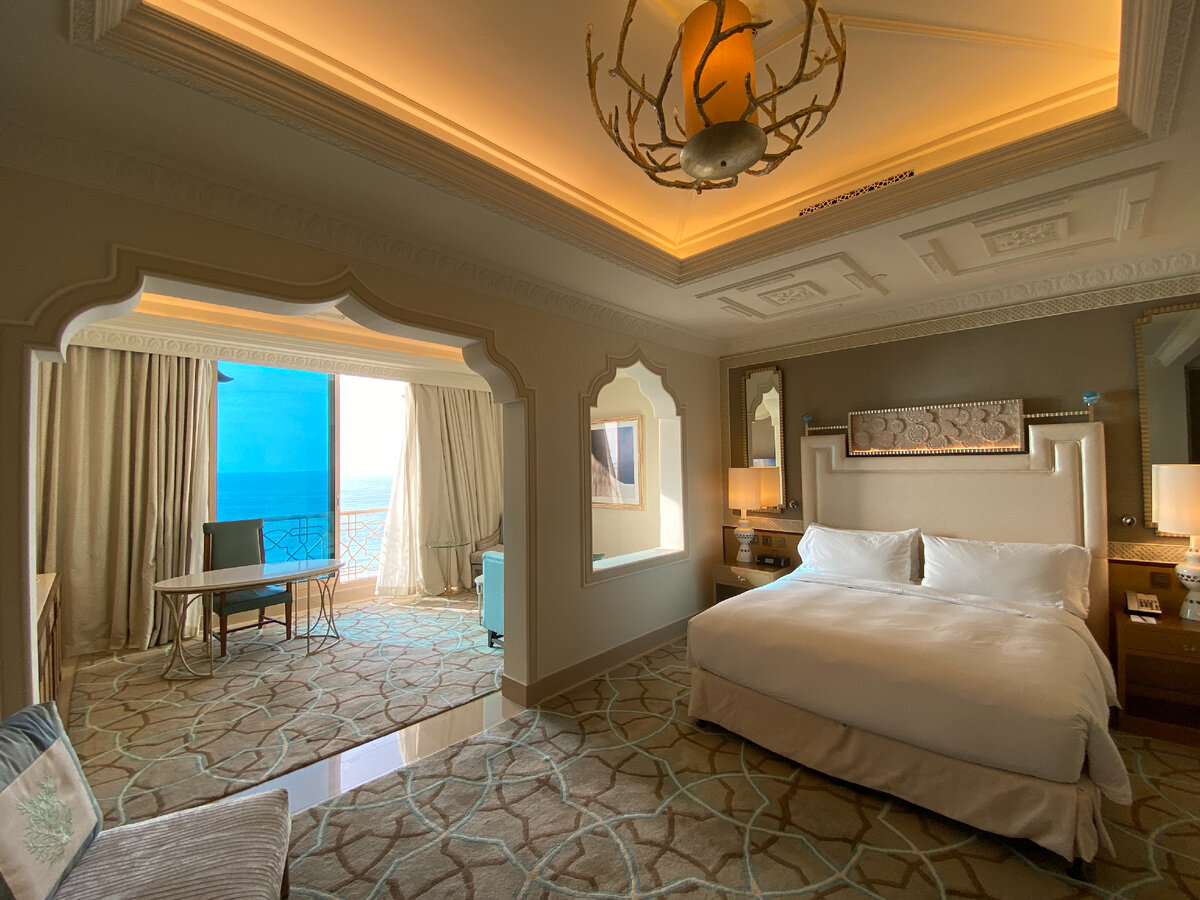 Номер в отеле Waldorf Astoria в эмирате Рас-эль-Хайма