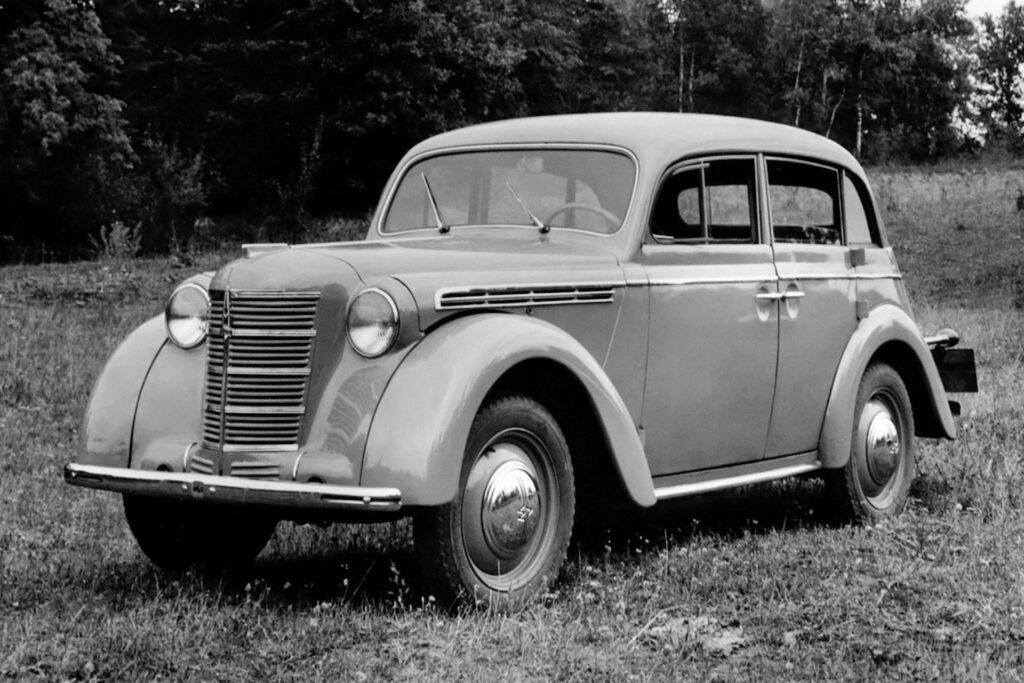 Самая первая машина в ссср. Опель кадет к38. Москвич 400. Москвич 400 Opel Kadett. Москвич 400-420.