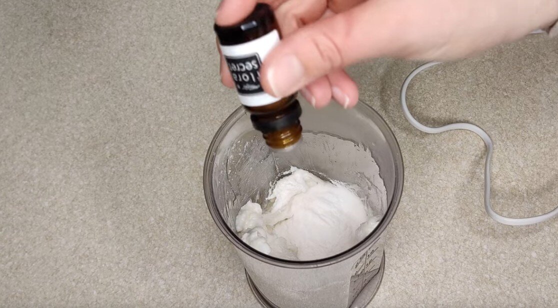 Добавляю эфирное масло