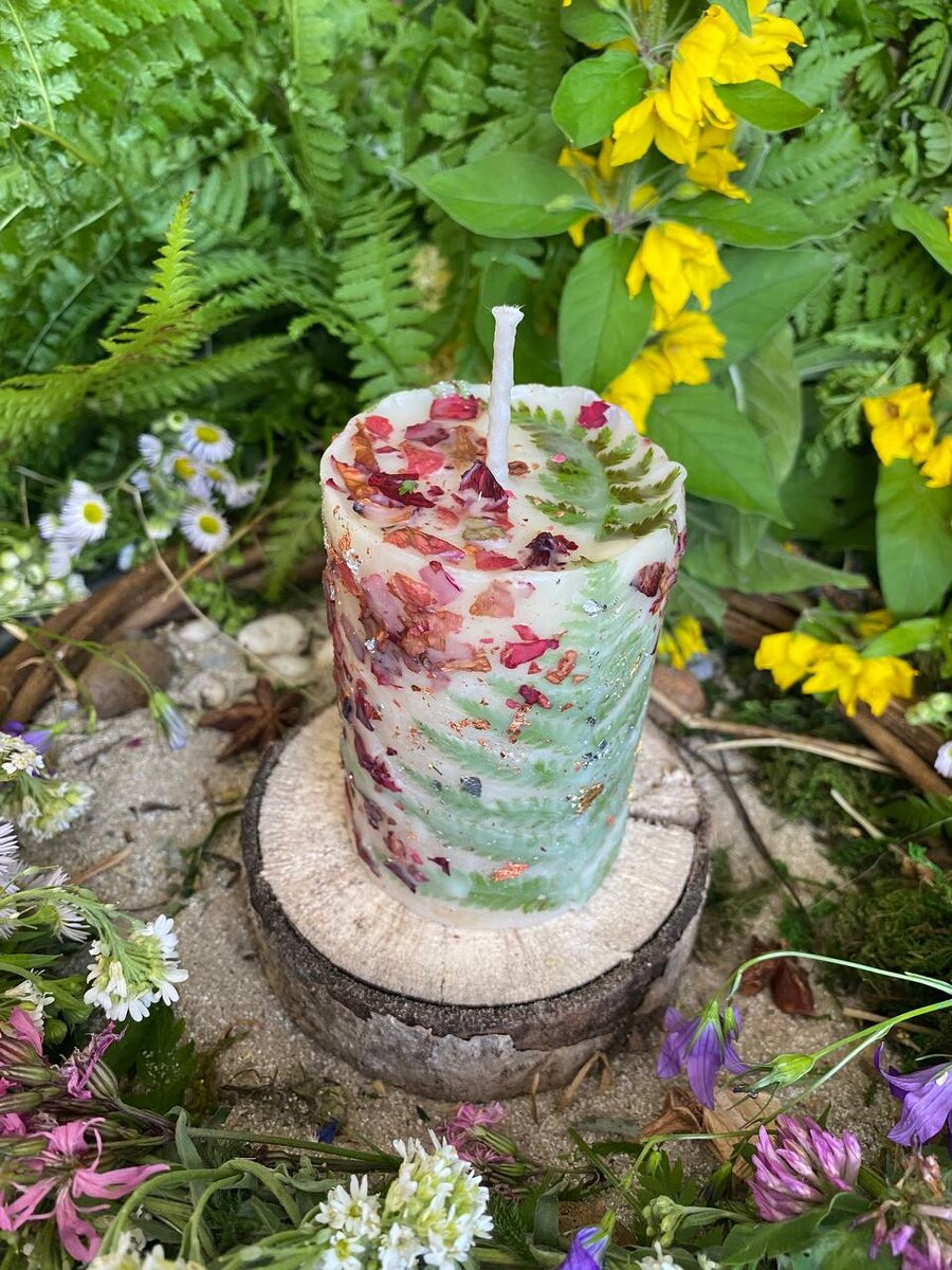 Заговоренная Купальская свеча на целительство