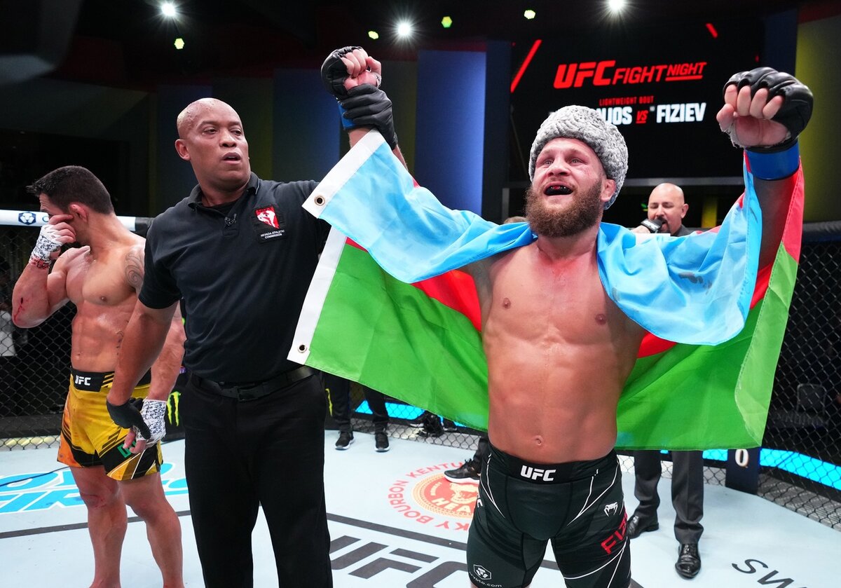 Боец UFC Рафаэль Физиев
