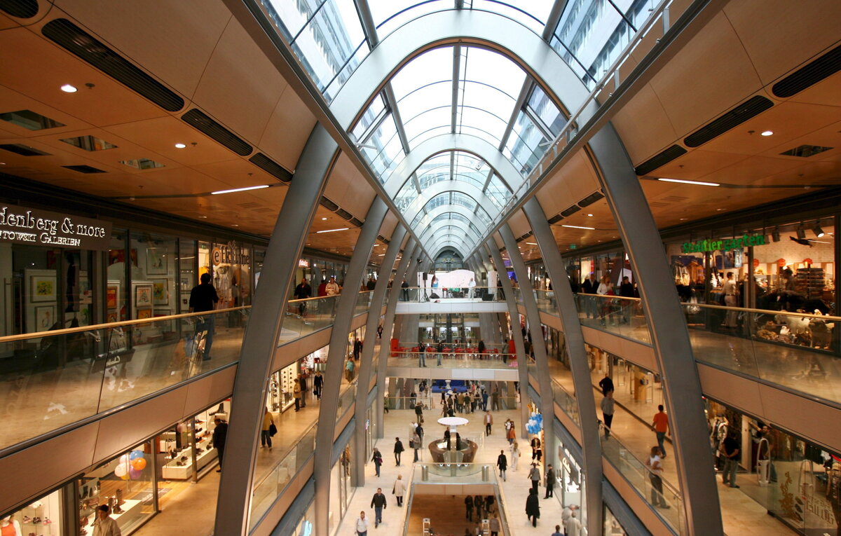 EPA/Maurizio Gambairni