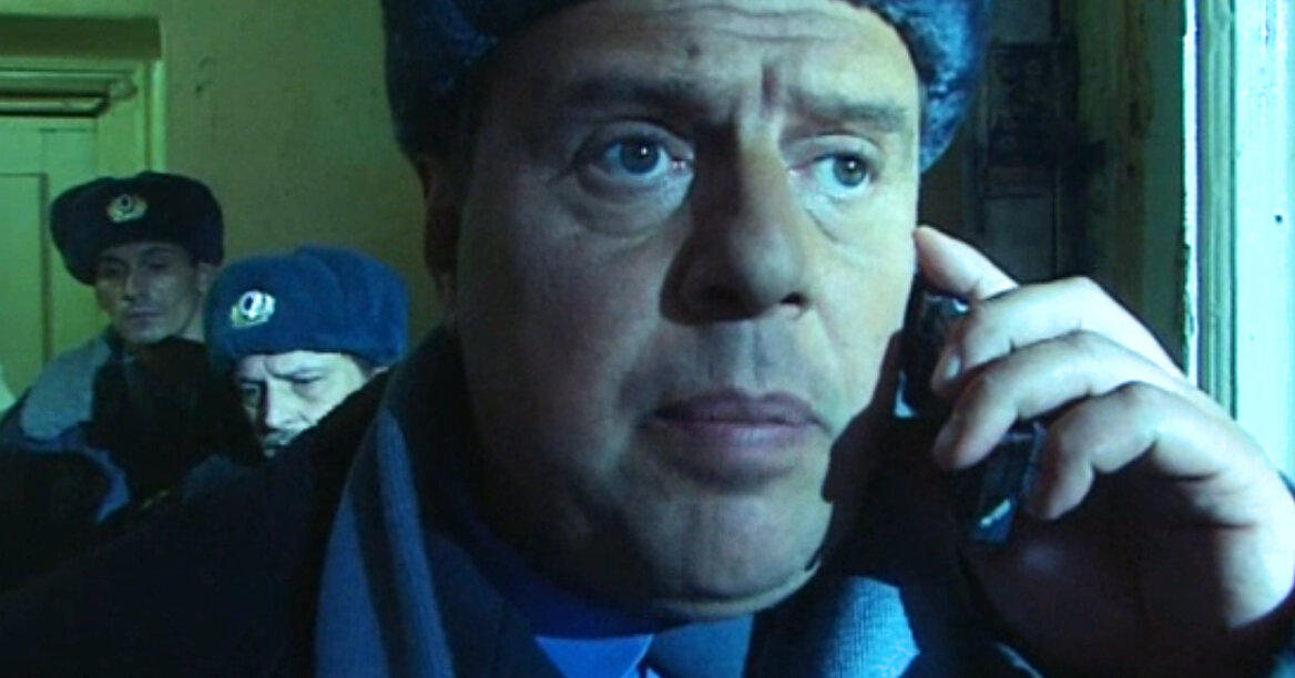 Кадр из кинофильма "Час Волкова", 2007 г., режиссеры Мичислав Юзовский, Александр Грабарь, Николай Кириенков,, сценаристы Михаил Барановский, Александр Молчанов, Евгений Унгард (скриншот)