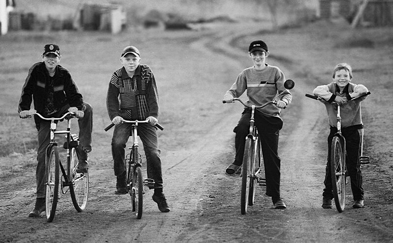 Велосипедисты 60 х годов