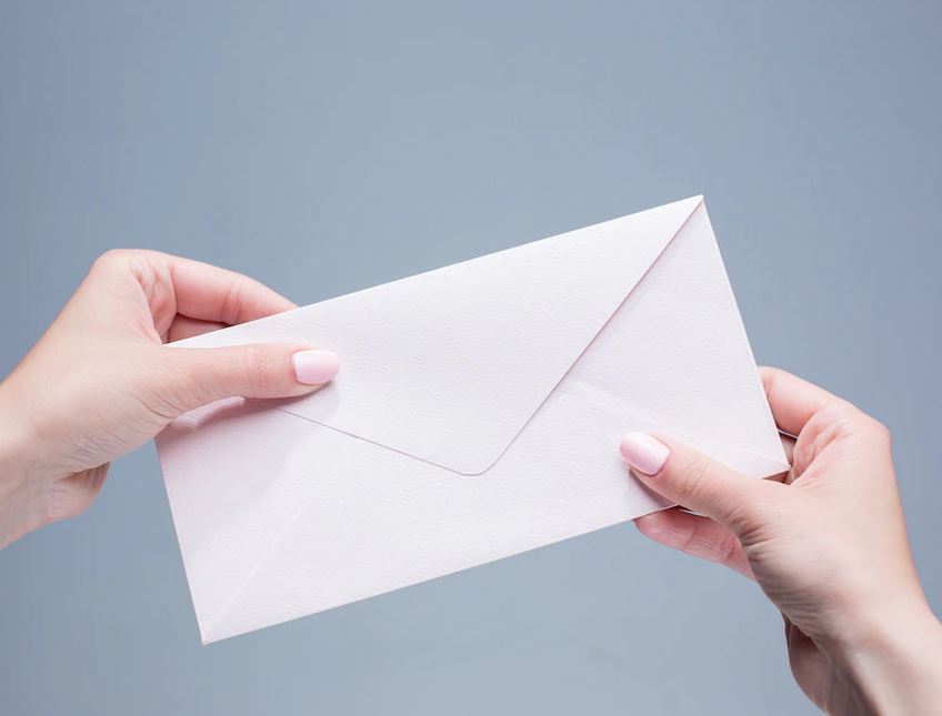 Как сделать из бумаги конверт для письма