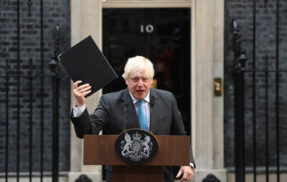    Борис Джонсон  EPA-EFE/NEIL HALL