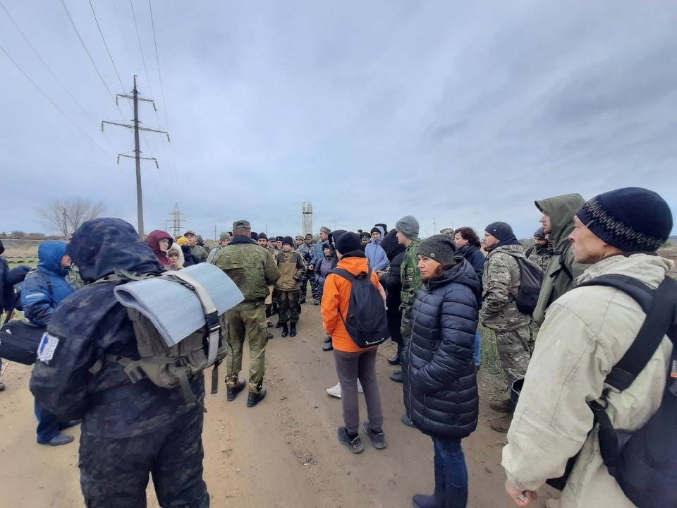     Четвертый поток разделили на несколько групп по отработке различных навыков. Ольга ГОПАЛО