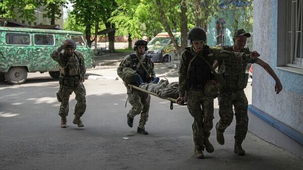   © AP Photo / Evgeniy Maloletka