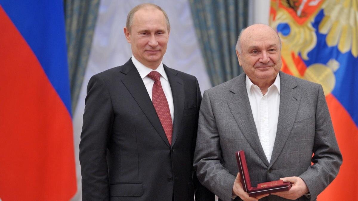 Владимир Путин и Михаил Жванецкий. Фото: Wikimedia Commons