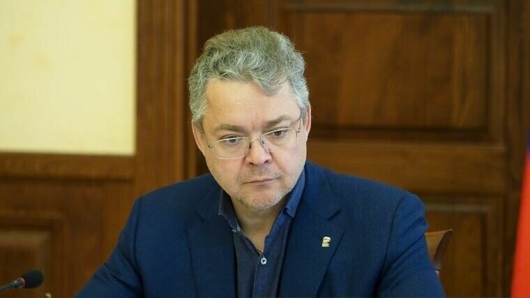     Глава Ставропольского края Владимир Владимиров опубликовал видео с участием мобилизованных, говорится в его Telegram.