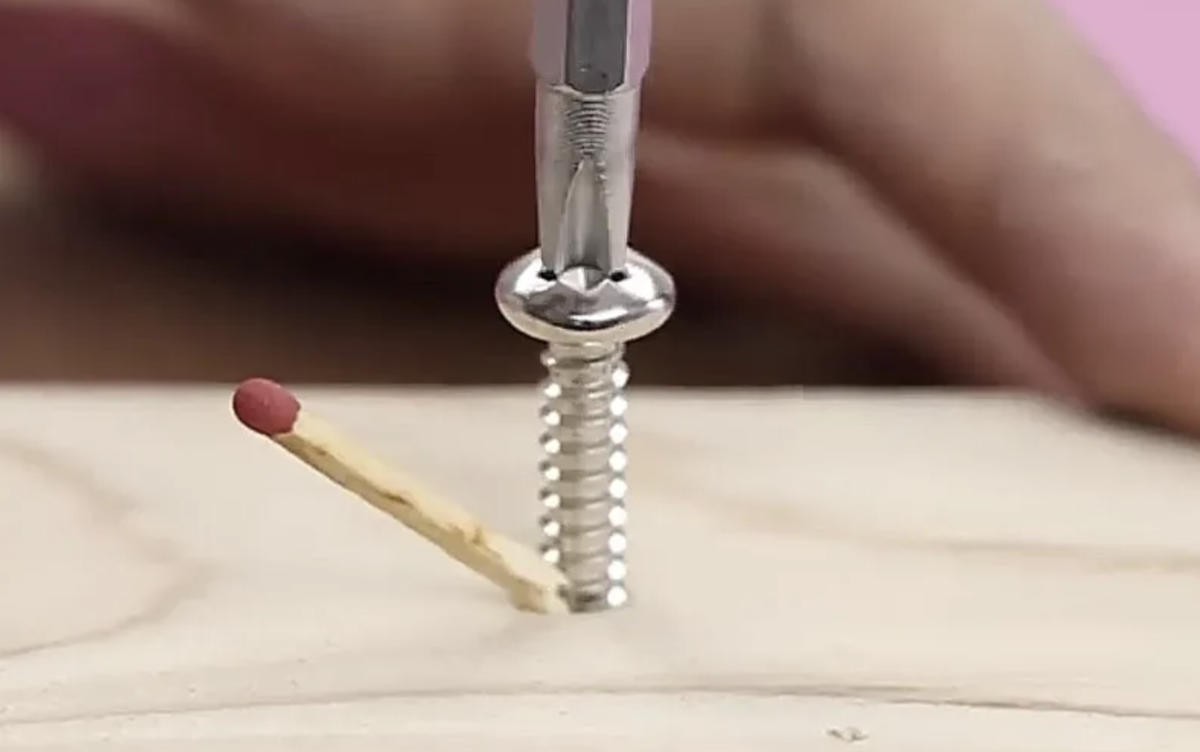 Шуруп не держится. Дюбель под саморез 4,2 идд. Закручивает шуруп. Крепёж молли для гипсокартона. Саморезы для дерева.