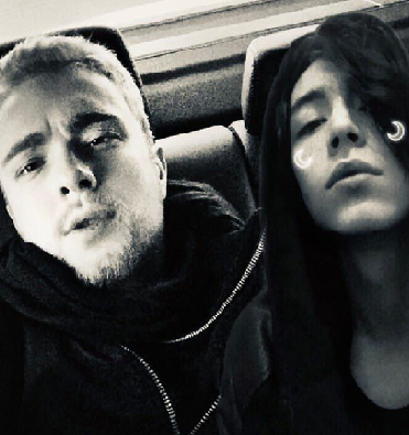 Фото из истории Артема