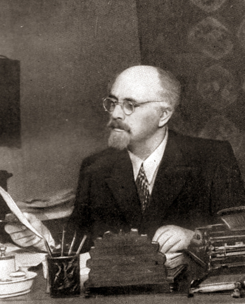 М.М. Пришвин за работой