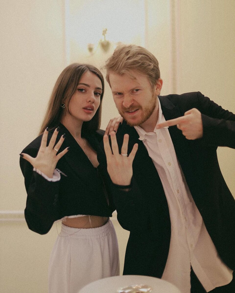 Полина чистякова и данила поперечный фото Полина чистякова и данила поперечный фото