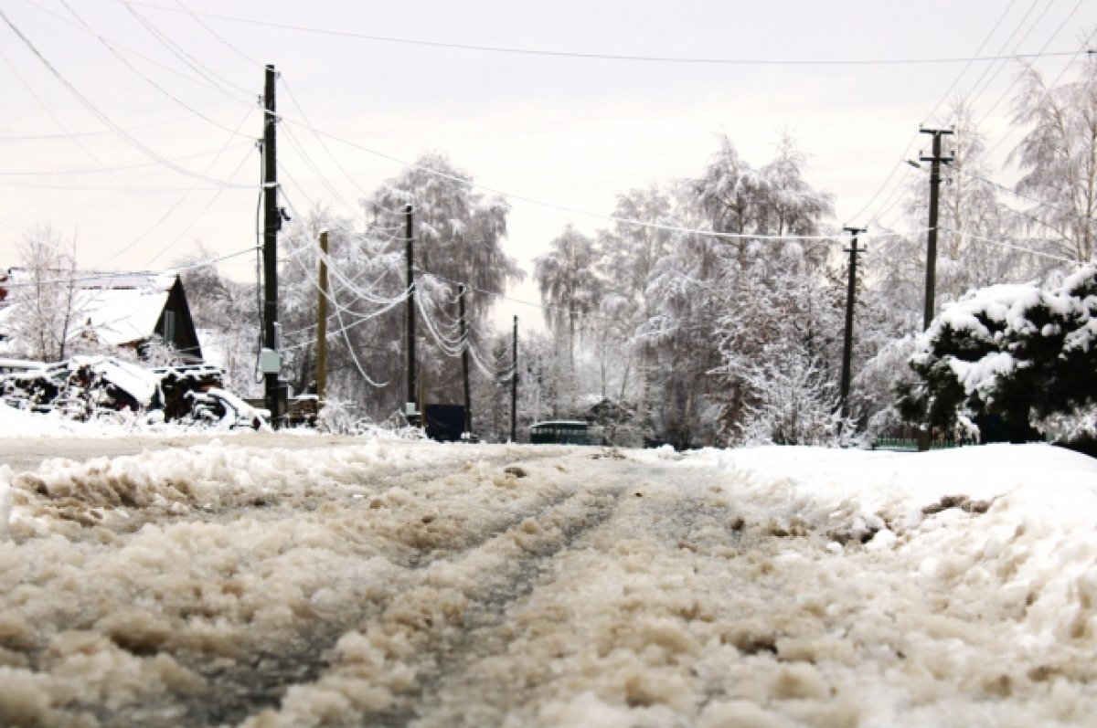    Тульские энергетики помогали ликвидировать последствия непогоды под Тверью