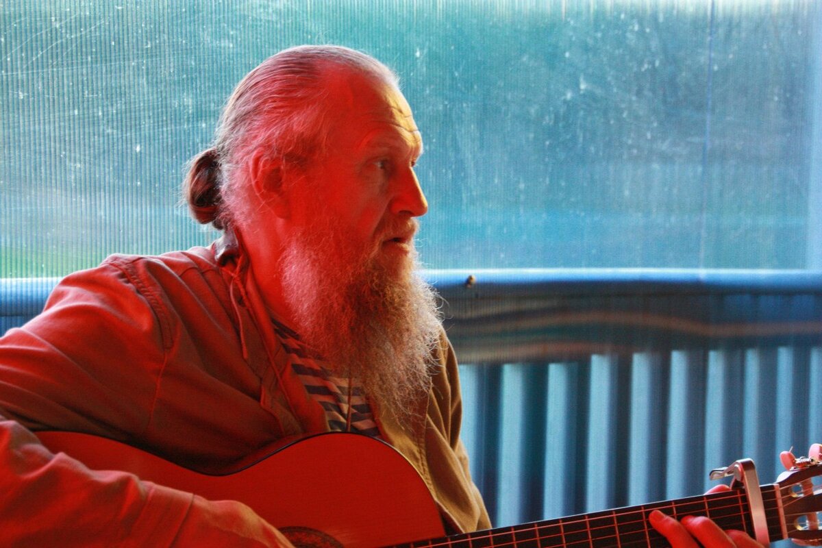 Кемерово священник александр. Священника 8 букв. Священника 8 букв. Le bons bay russia church. Католический священник принял ислам.