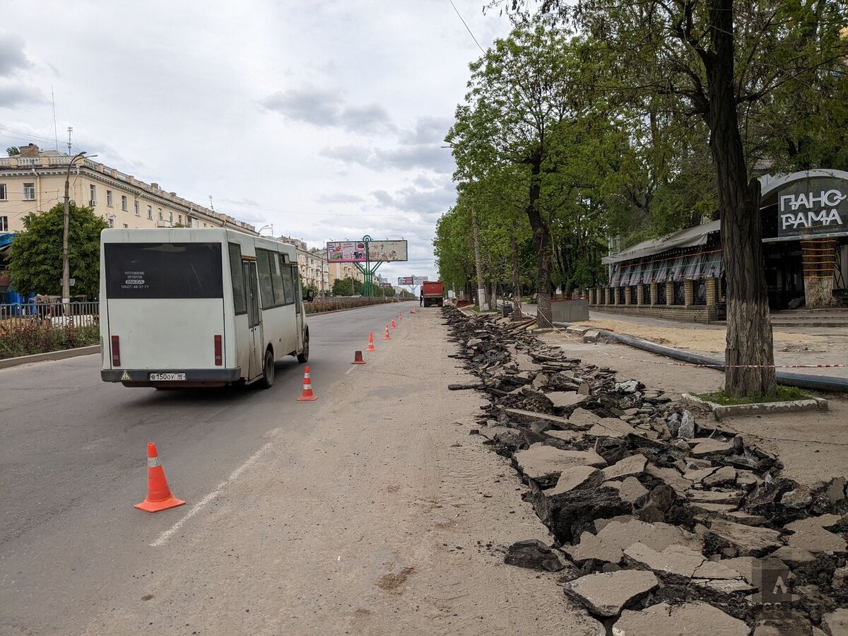    Работы по восстановлению Луганска Роман Смаглий © ИА REGNUM