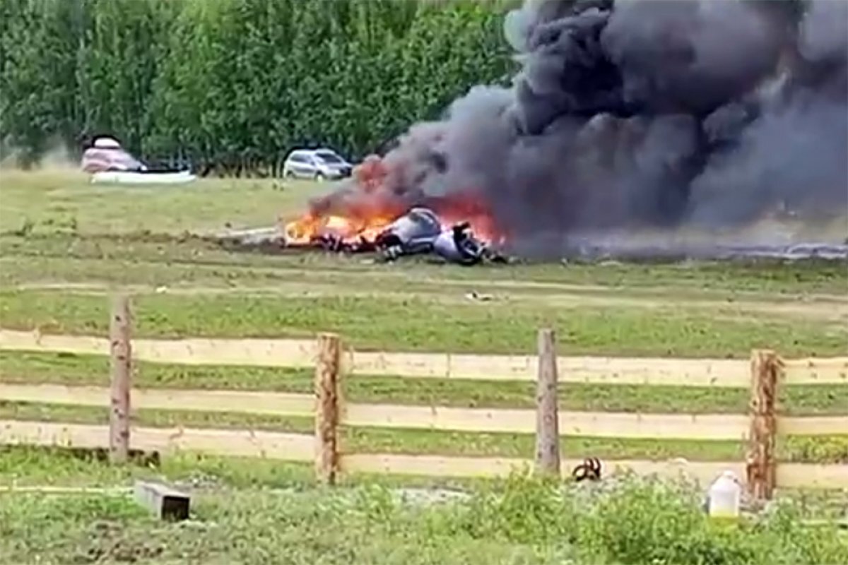    РСТ: разбившийся Ми-8 вез туристов на экскурсию вокруг горы Белуха