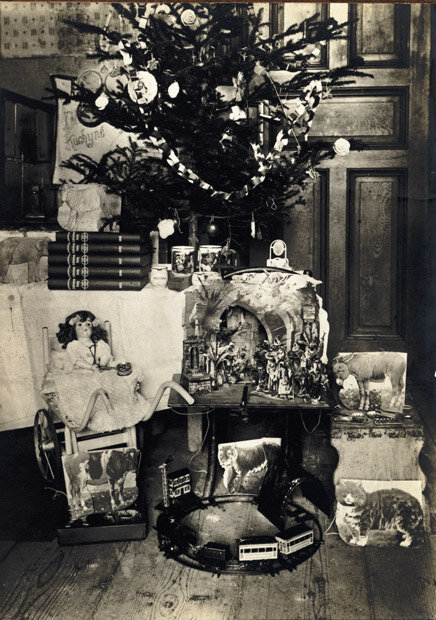 1906 год. Кого-то ждут подарки