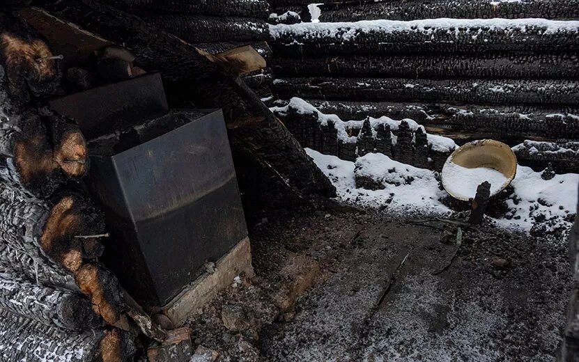    Мать и сын из Удмуртии уже были мертвы, когда начался пожар: могла ли соседская неприязнь привести к убийству