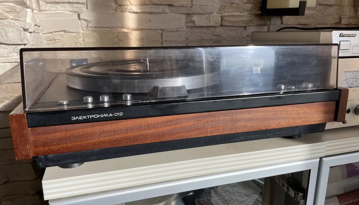 Электропроигрыватель "Электроника-012"