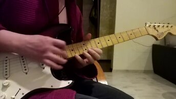 Учусь играть на гитаре, помогите кто чем может